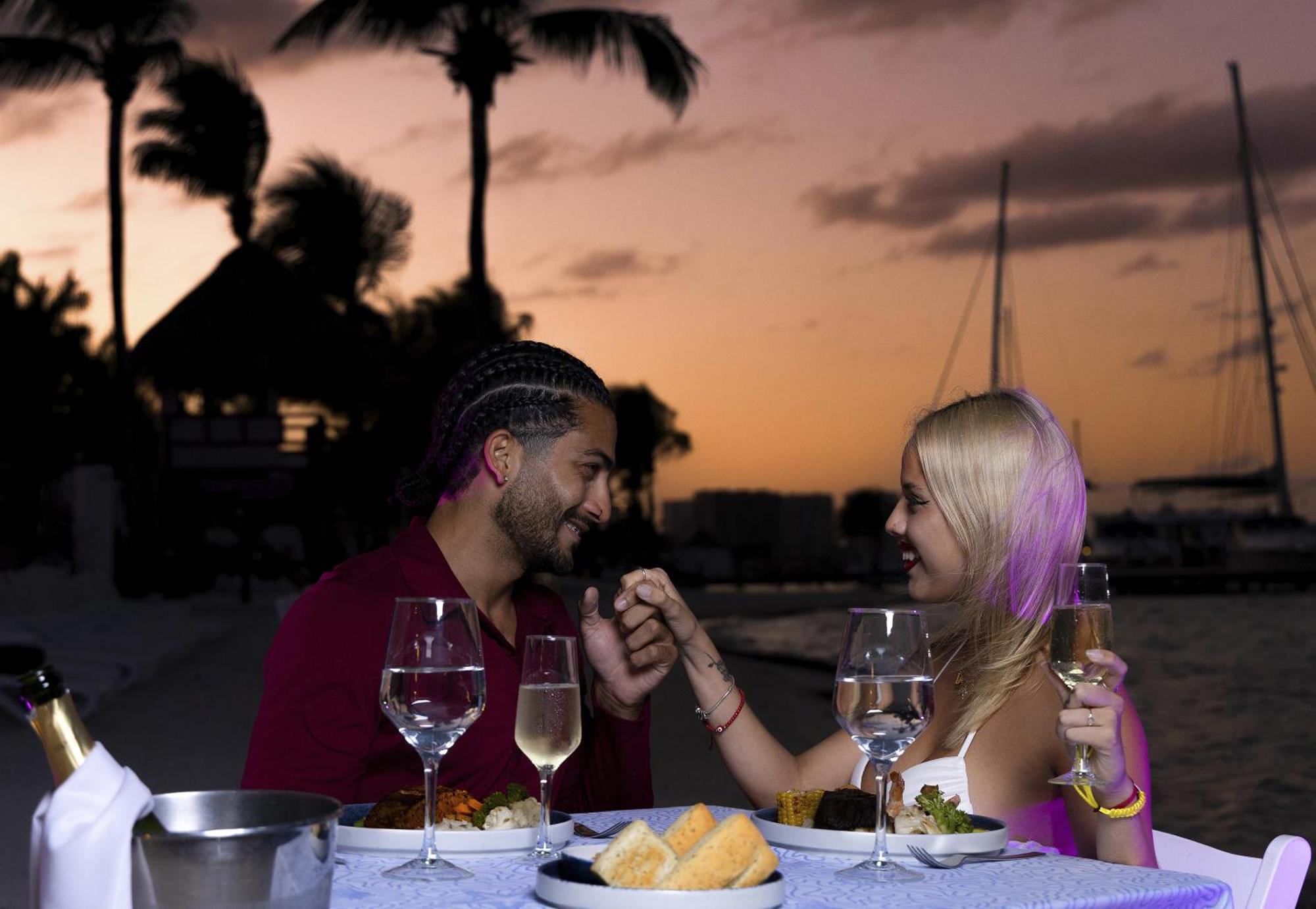 Temptation At The Tower Cancun Resort (Adults Only) מראה חיצוני תמונה