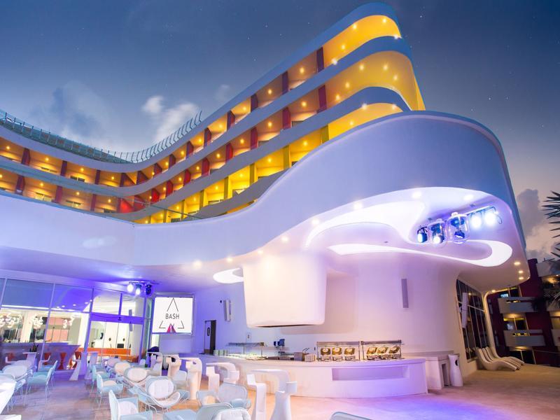 Temptation At The Tower Cancun Resort (Adults Only) מראה חיצוני תמונה